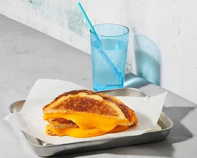 🔥 Classic Grilled 🧀 Cheese Sandwich.